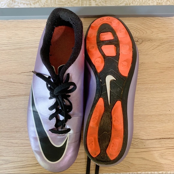 Purple Mercurial Cleats Nike - Picture 4 of 5